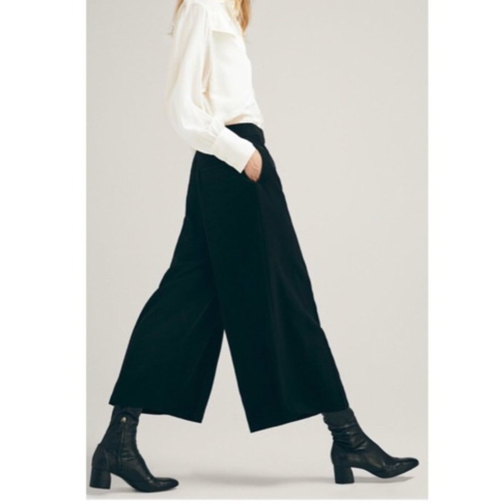 Black culotte pants